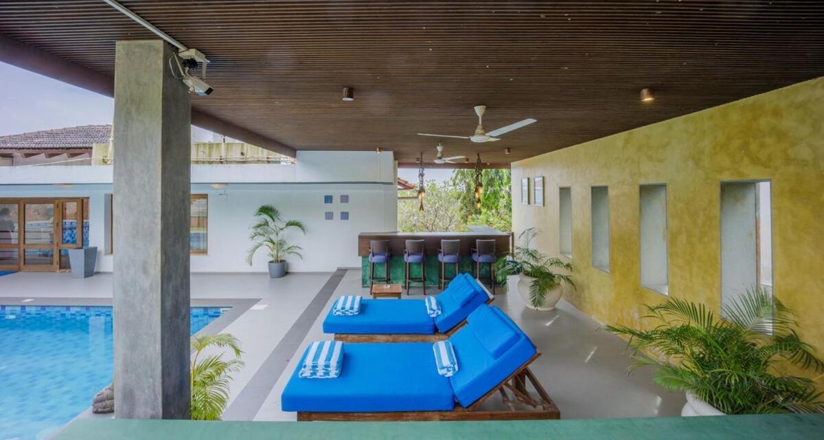 White House 3Bhk Villa With Pool And River View Candolim Exterior foto