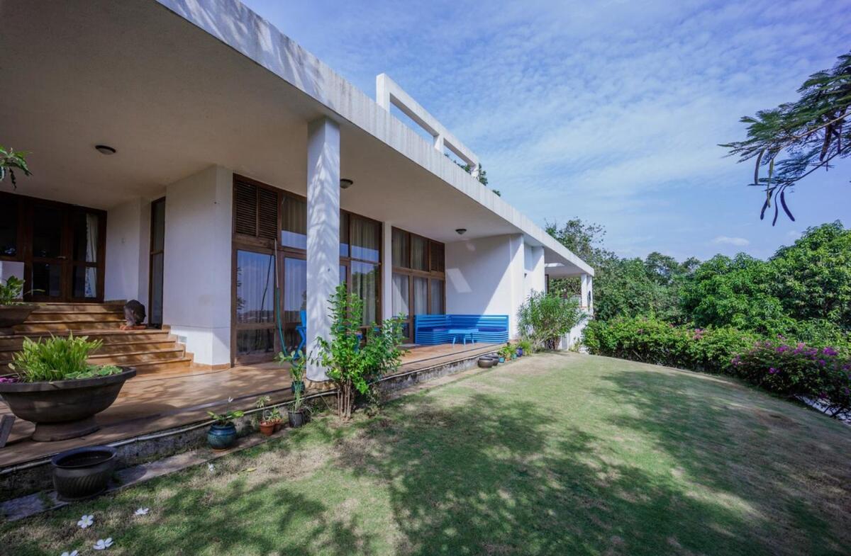 White House 3Bhk Villa With Pool And River View Candolim Exterior foto